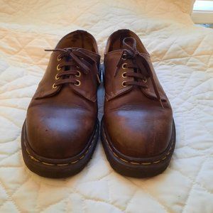 Made in England brown 1461 low top Dr Martens